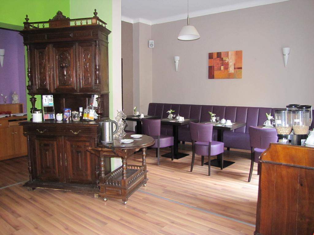 Central Hotel Gera Buitenkant foto