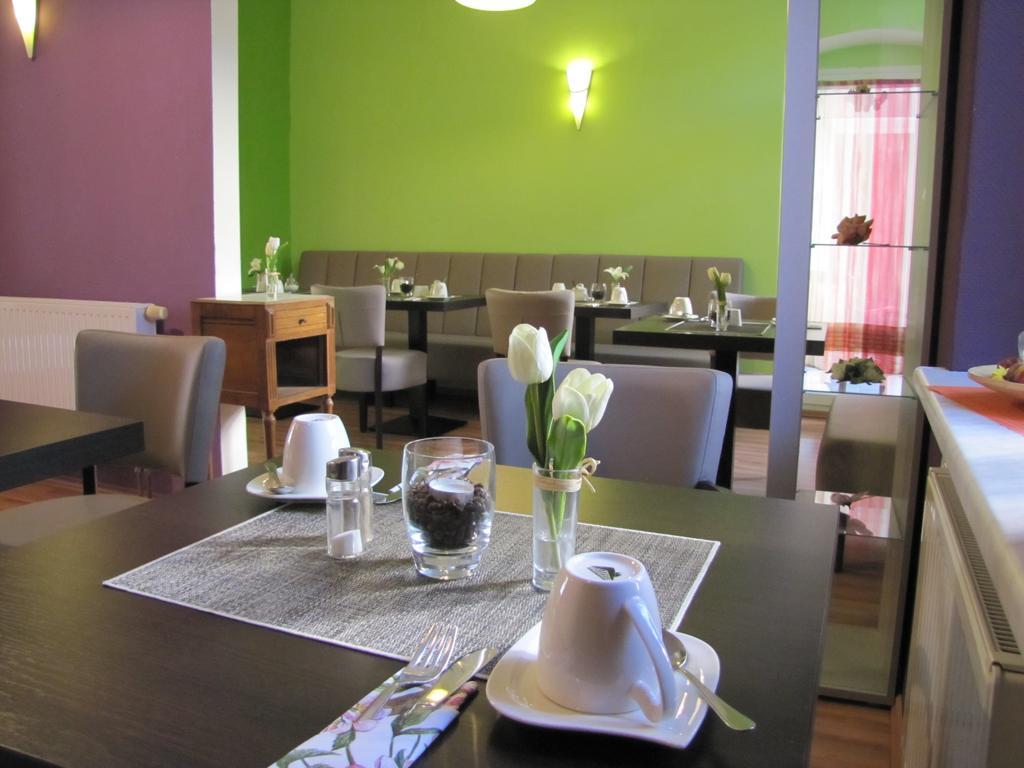 Central Hotel Gera Buitenkant foto