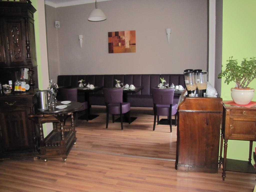 Central Hotel Gera Buitenkant foto
