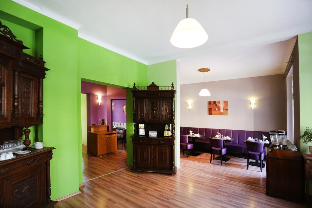 Central Hotel Gera Buitenkant foto